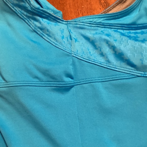 NIKE Womens Racer Back Active Wear Tank Top with Sports Bra - size Medium - Picture 11 of 17